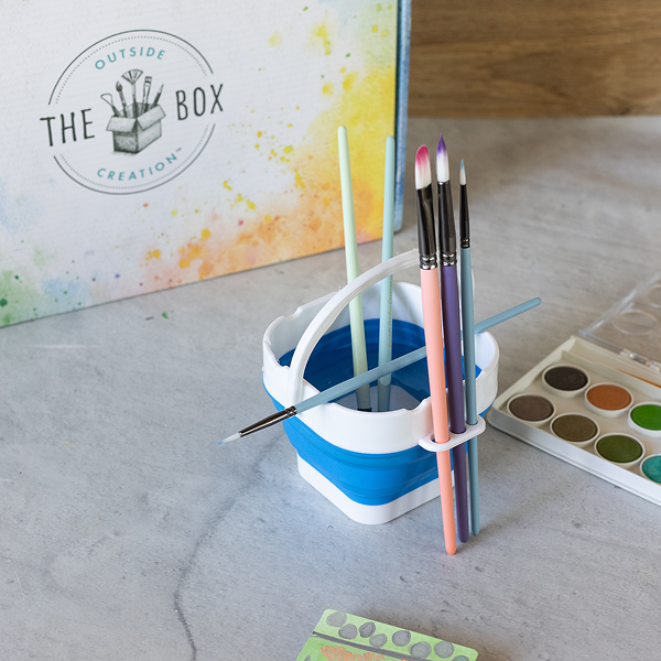 Portable Paintbrush Cleaner & Art Caddy